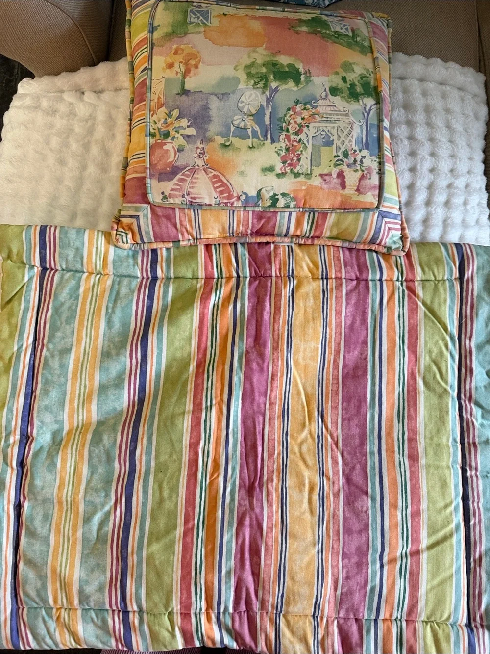 Multicolor Striped Home Bedding Set of 2 Padded Shams with Accent Pillow